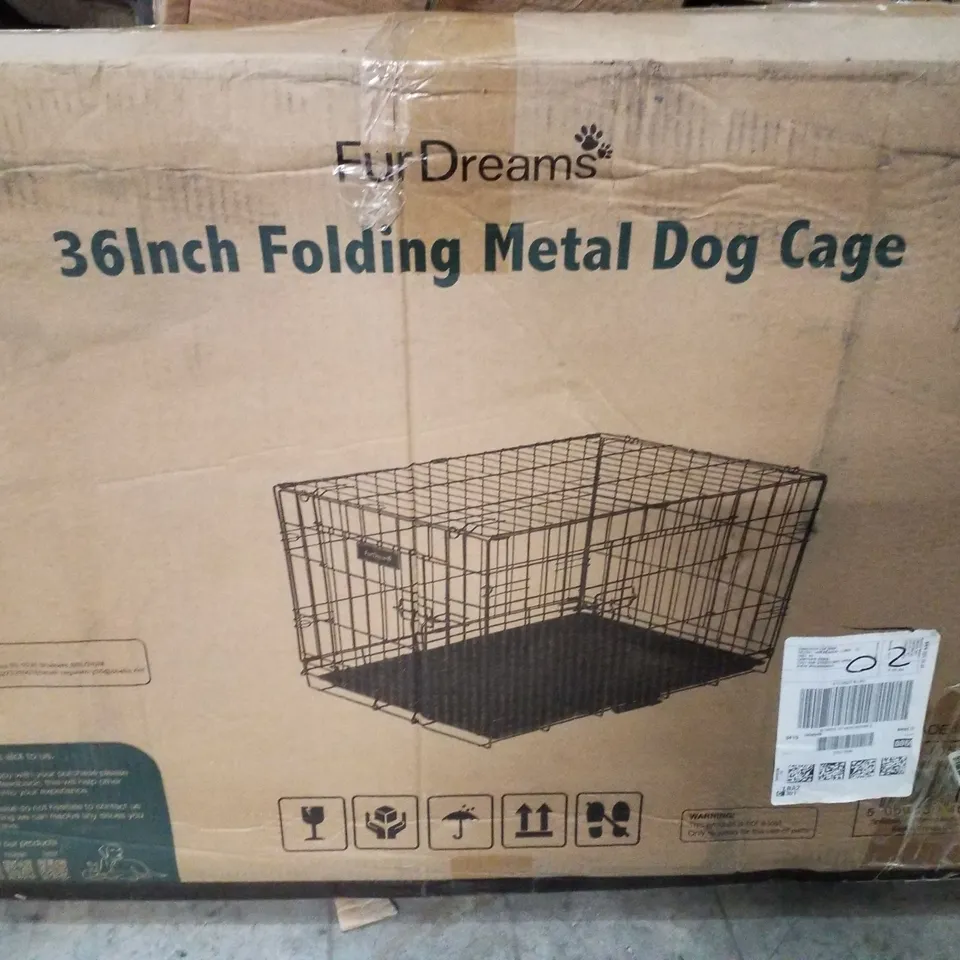 BOXED FURDREAMS 36" FOLDING METAL DOG CAGE