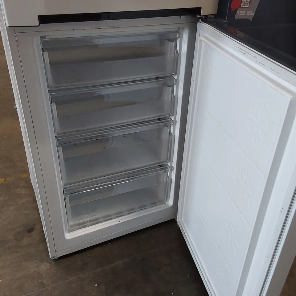 HOOVER H1826MNB5WWKN FREESTANDING FRIDGE FREEZER WITH WATER DISPENSER, FROST FREE, 308L TOTAL CAPACITY, 60CM WIDE, WHITE [ENERGY CLASS F] - UNPROCESSED RETURN