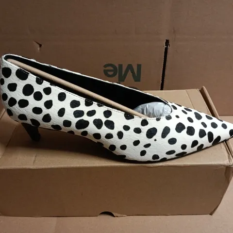 BOXED PAIR OF NA-KD WHITE DALMATIAN-PRINT POINTED-TOE HEELS – EU 38