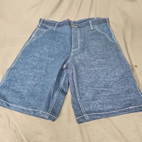 STUSSY CONTRAST STICH EMBROIDERED JEAN SHORTS IN DARK BLUE SIZE L