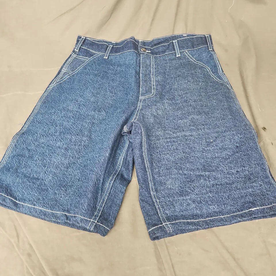 STUSSY CONTRAST STICH EMBROIDERED JEAN SHORTS IN DARK BLUE SIZE L