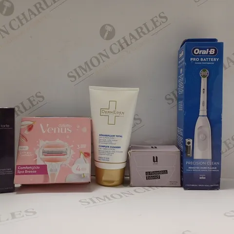 BOX OF APPROX 20 ASSORTED HEALTH AND BEAUTY ITEMS TO INCLUDE - ORAL B PRO BATTERY ELECTIC TOOTH BRUSH - DERMEDEN COMPLETE CLEANSER - GILLETTE SPA BREEZE RAZOR ECT