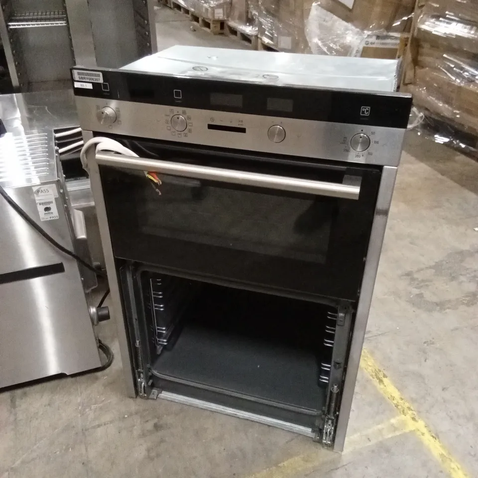 SIEMENS HB55MB551B IQ500 ELECTRIC BUILT-IN DOUBLE OVEN - STAINLESS STEEL