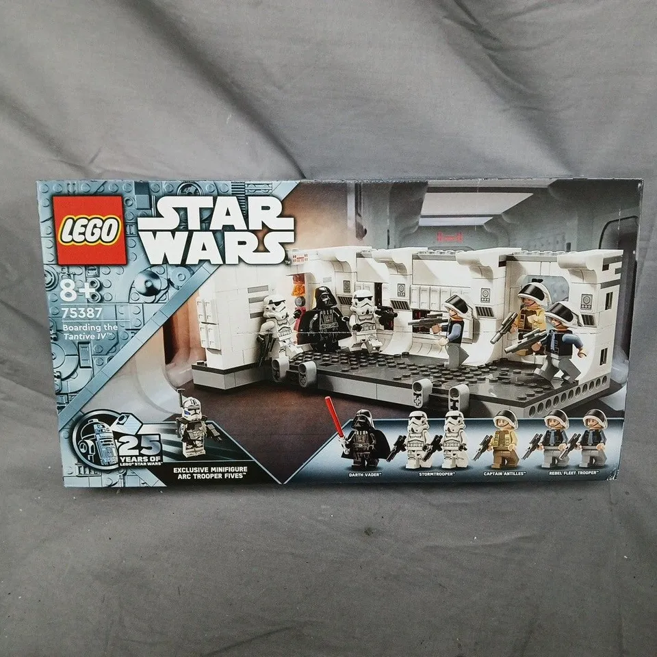 BOXED LEGO STAR WARS BOARDING THE TANTIVE IV - 75387 RRP £49.99
