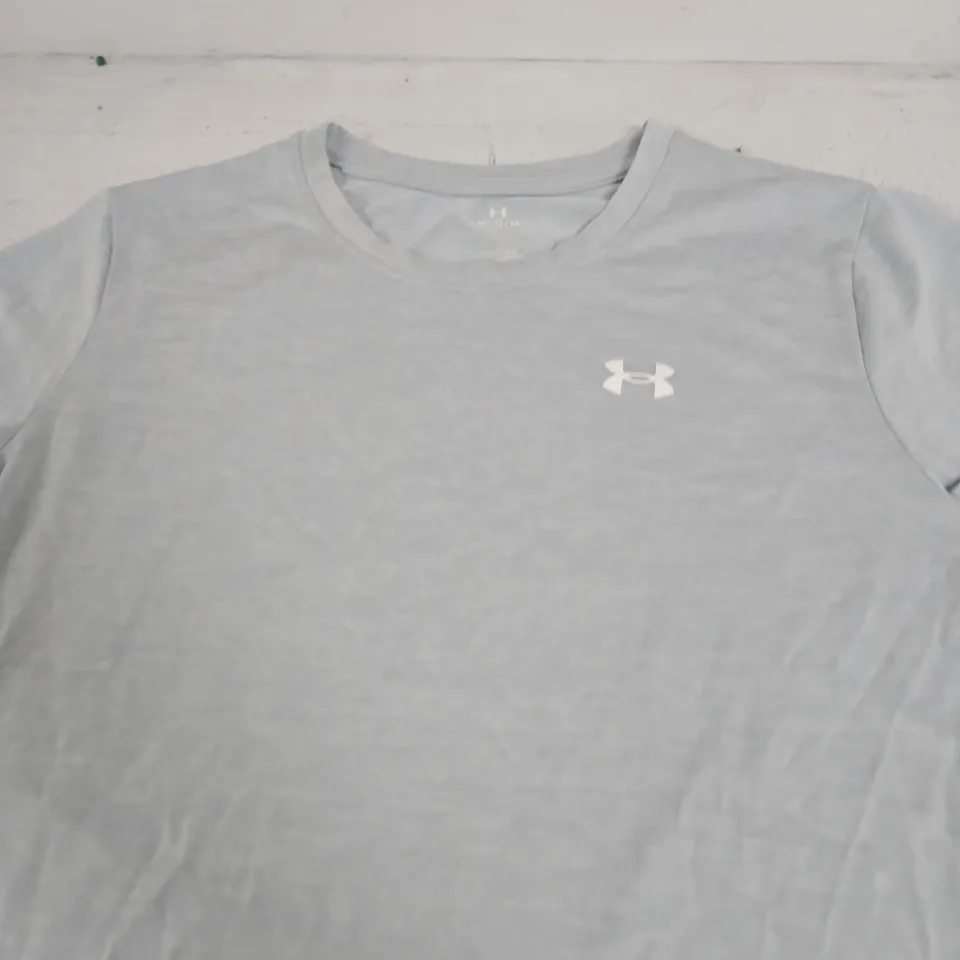 UNDER ARMOUR CASUAL TEE - SIZE M