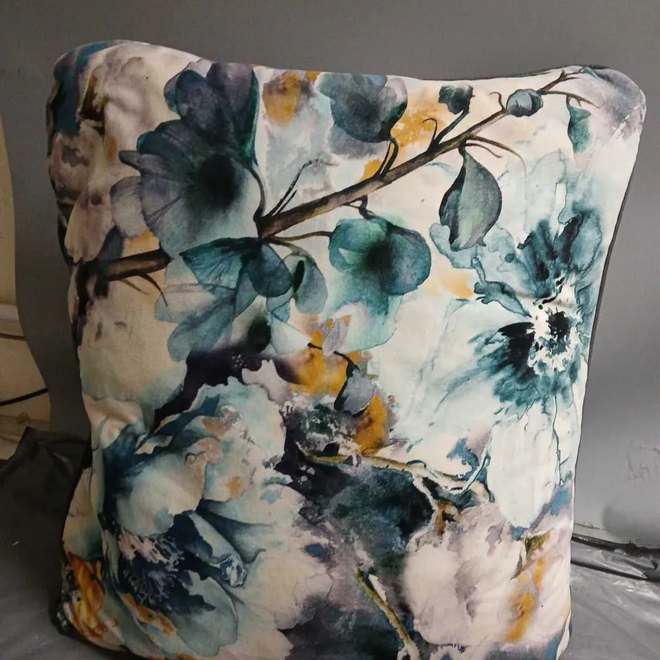 SET OF 2 FLORAL CUSHION BLUE/PURPLE