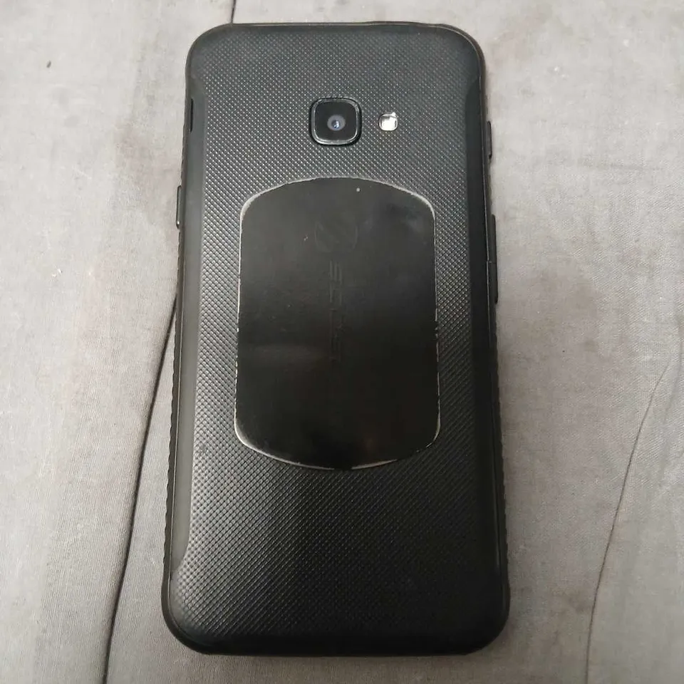 SAMSUNG SMARTPHONE – BLACK