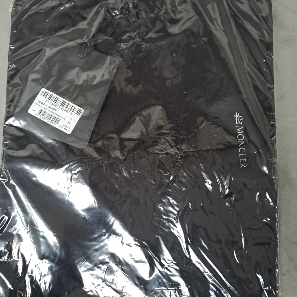 MONCLER LOGO T-SHIRT IN BLACK SIZE SMALL