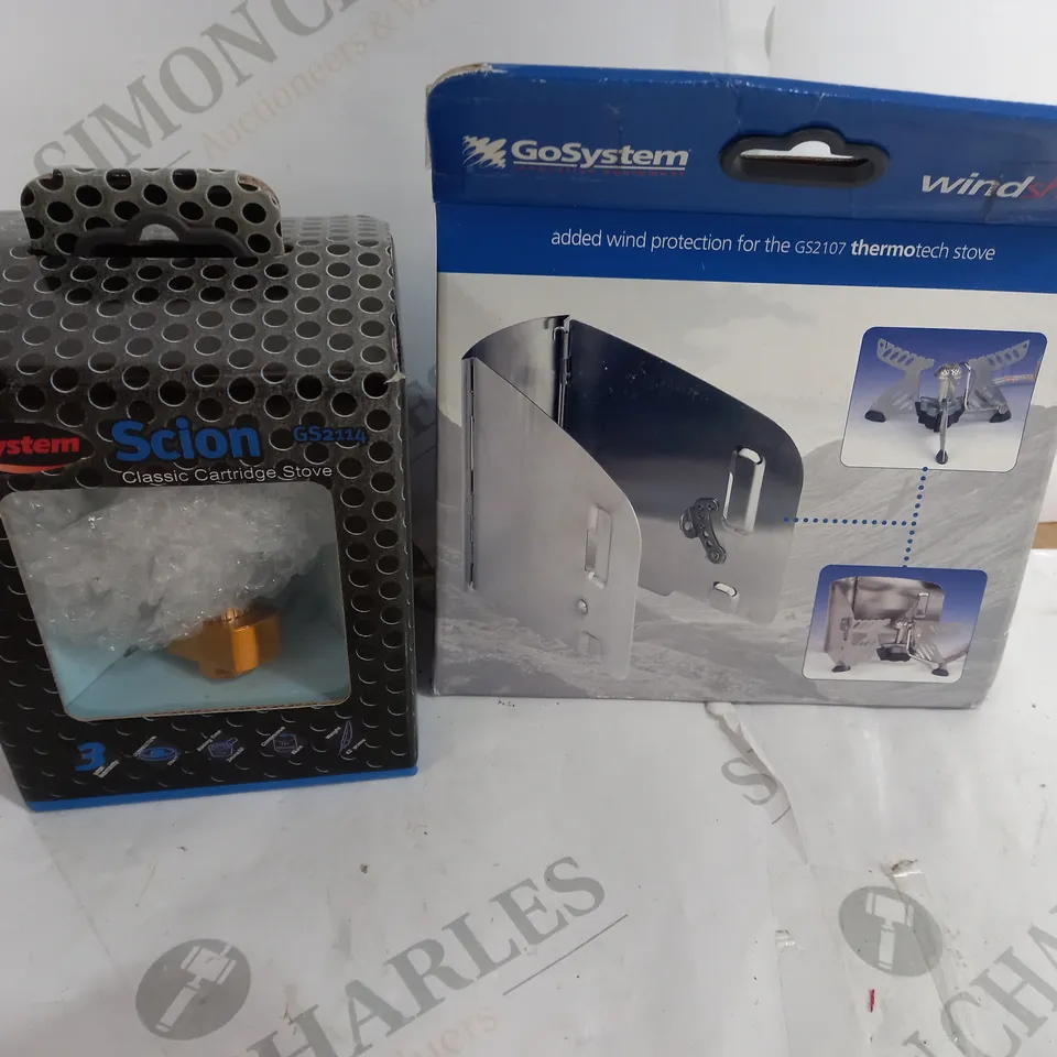 LOT OF 2 GOSYSTEM CAMPING SCION - WINDSHIELD 