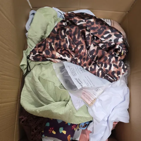 LARGE BOX OF APPROXIMATELY 25 ASSORTED CLOTHING ITEMS IN VARIOUS COLOURS, STYLES AND SIZES - COLLECTION ONLY