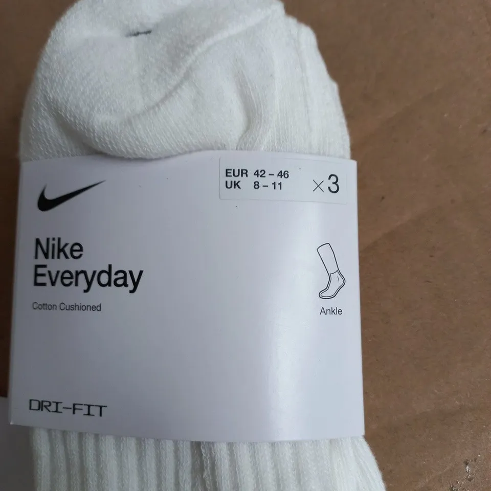 NIKE EVERYDAY COTTON CUSHIONED DRI-FIT ANKLE SOCKS – UK 8–11 (EUR 42–46), 3-PACK