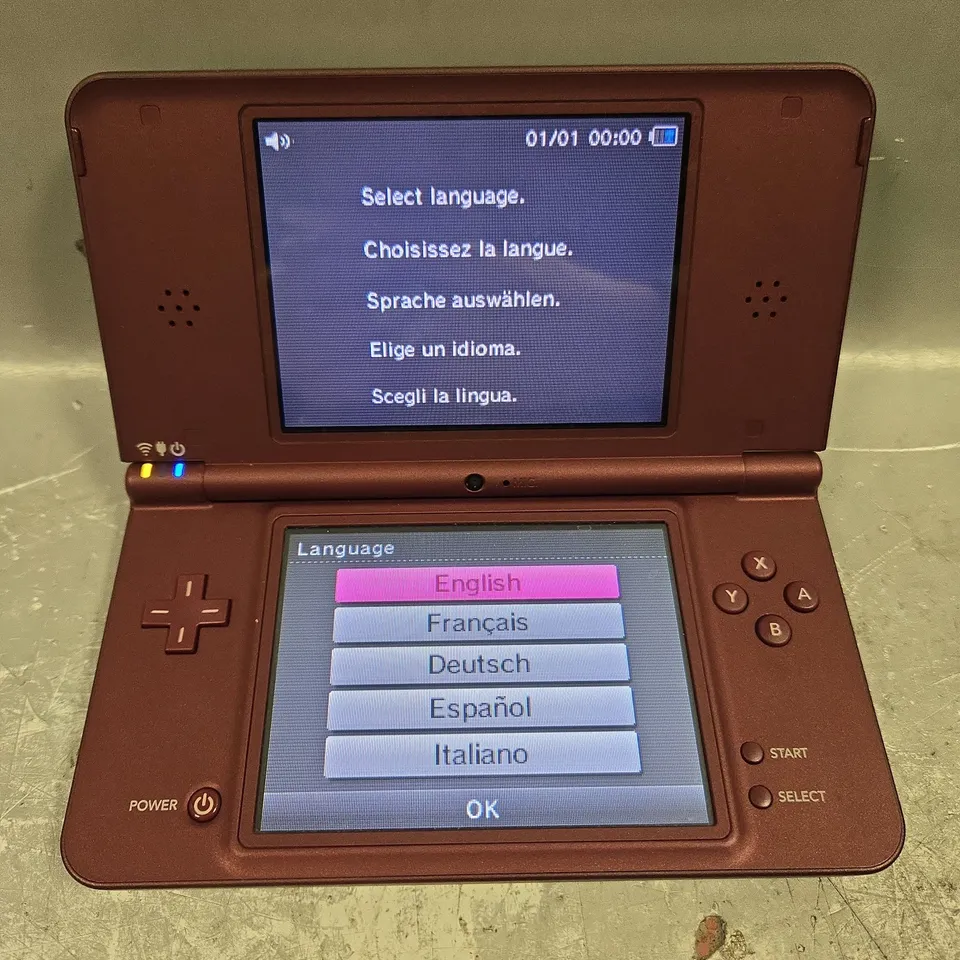 NINTENDO DS XL