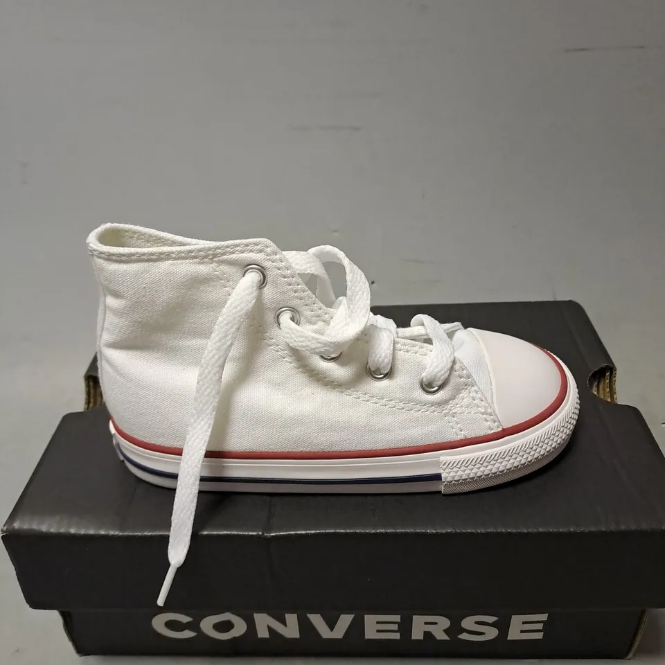 BOXED PAIR OF CONVERSE KIDS ALL STAR HIGH TOP IN WHITE SIZE 9