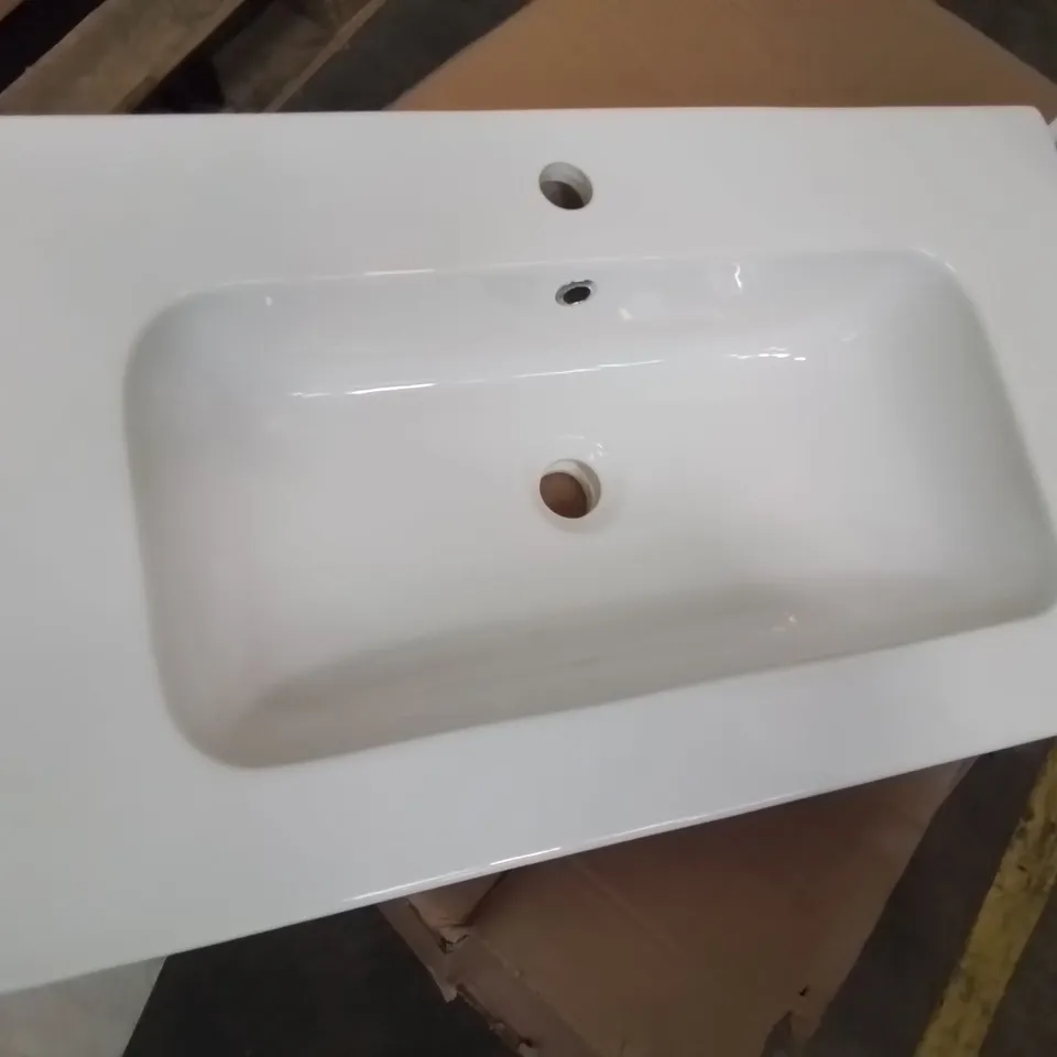 BOXED CALYPSO CERAMIC SINGLE TAP VANITY BASIN WHITE 810 × 465mm