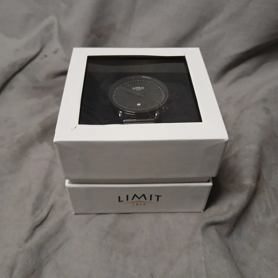 BOXED LIMIT 1912 WATCH IN BLACK