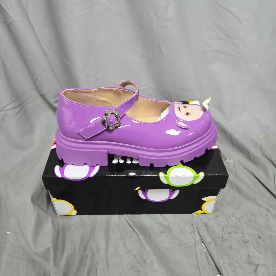 BOXED PAIR OF KOI TINKY WINKY TELETUBBIES KIDZ MARY JANES IN PURPLE - SIZE UK 2