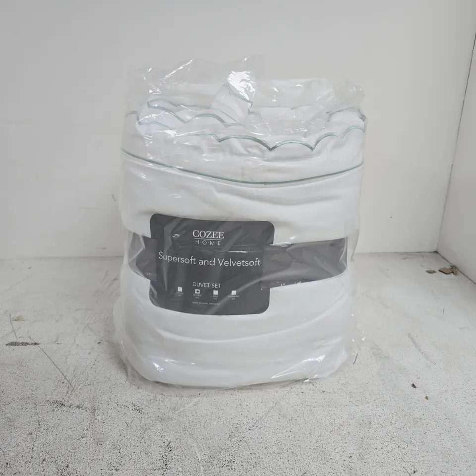 COZEE HOME SUPERSOFT AND VELVETSOFT DUVET SET DOUBLE