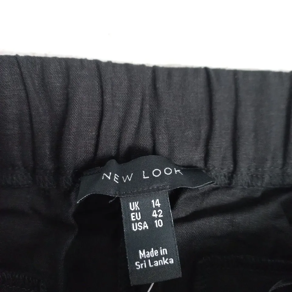NEW LOOK BLACK WIDE-LEG TROUSERS – UK14 REGULAR (EU42) MADE IN SRI LANKA