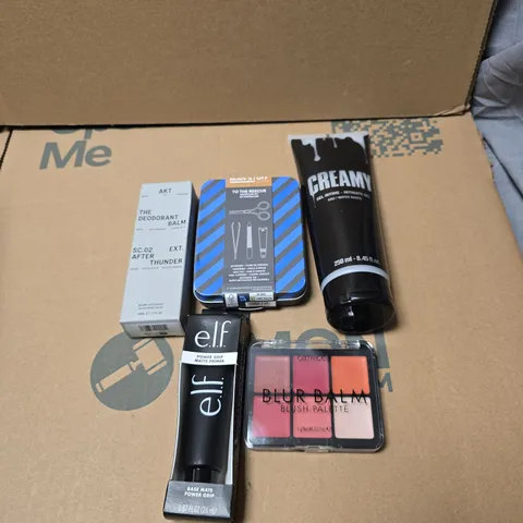 APPROXIMATELY 20 X ASSORTED COSMETIC ITEMS TO INCLUDE CREAMY INTIMATE GEL, MAN STUFF SET, AKT DEODORANT BALM, E.L.F MATTE PRIMER, BLUE BALM BLUSH PALETTE ETC
