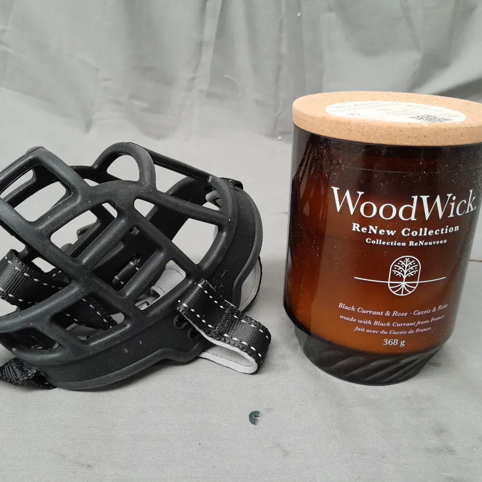 BOX OF 5 ASSORTED HOUSEHOLD ITEMS TO INCLUDE SOFT BASKET MUZZLE, SCENTED CANDLE, ETC