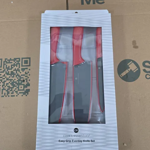 COOK'S ESSENTIALS EASY GRIP EVERYDAY KNIFE SET – 3 PIECE BOXED KITCHEN KNIVES (CHEF, SANTOKU, UTILITY)