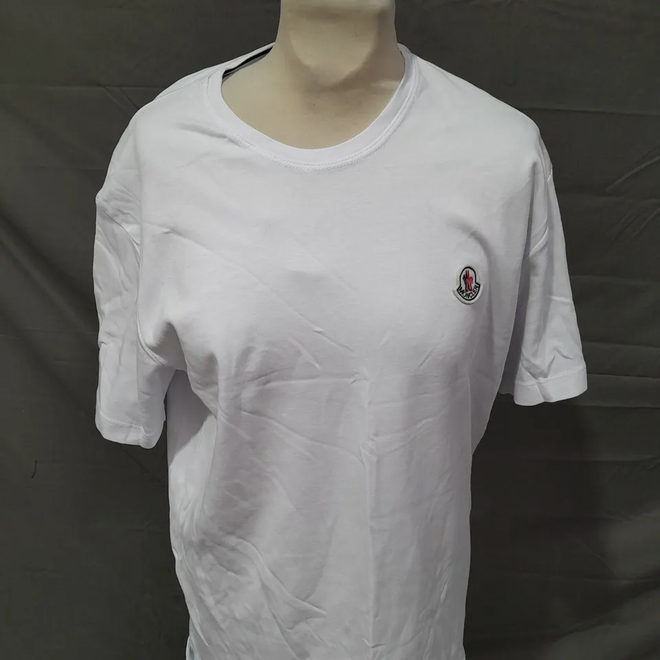 WHITE MONCLER T-SHIRT SIZE XL