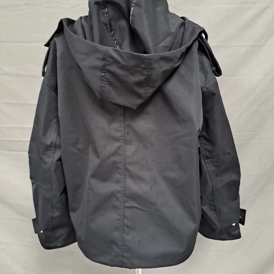 RESERVED HOODED COAT IN BLACK SIZE MEDIUM