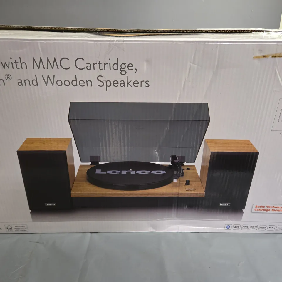 TURNTABLE WITH MMC CARTRIDGE, BLUETOOTH AND WOODEN SPEAKERS