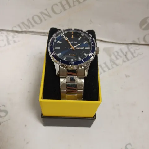 BOXED SEKONDA GENTS SPORTS WATCH WITH STAINLESS STEEL BRACELET - JAPAN MOVEMENT - 5 ATM. 