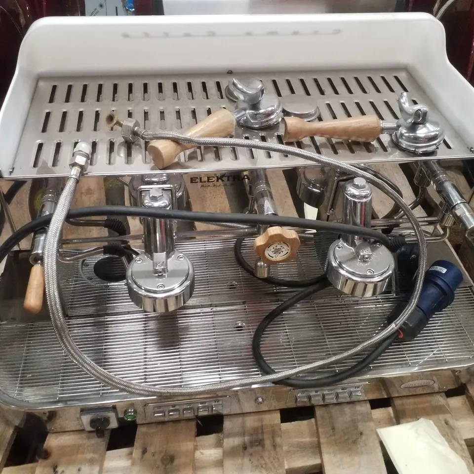 ELEKTRA BARLUME 2-GROUP COFFEE MACHINE