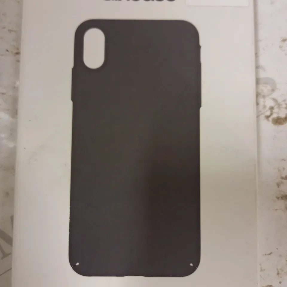 BOX OF APPROX 100 INCASE ASSORTED IPHONE CASES IN ASSORTED COLOURS