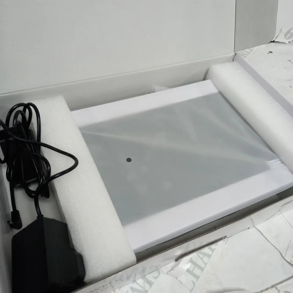 BOXED BELL & HOWELL SMART PHOTO FRAME 10.1" BHDPF101