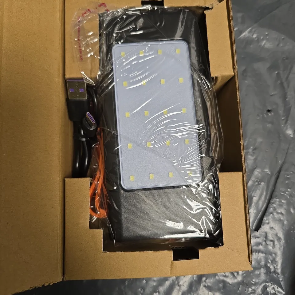 MOBILE POWER BANK WITH LED PANEL, 4 USB FAST CHARGE – BOXED