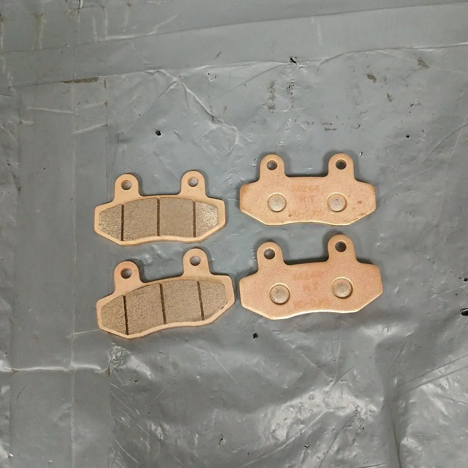SET OF 4 REPLACEMENT BRAKE PADS