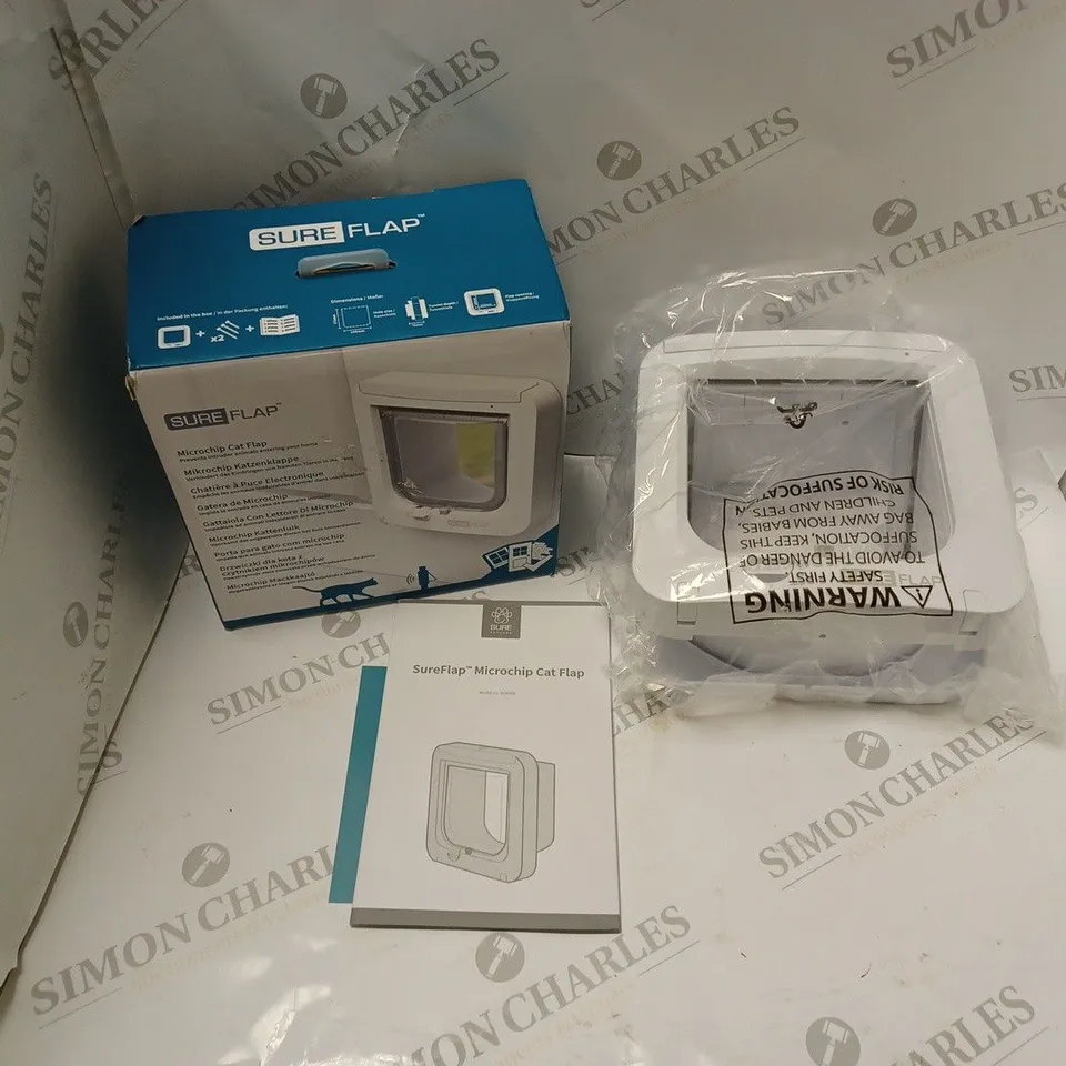 BOXED SUREFLAP MICROCHIP CAT FLAP, WITH FITTINGS AND INSTRUCTION MANUAL
