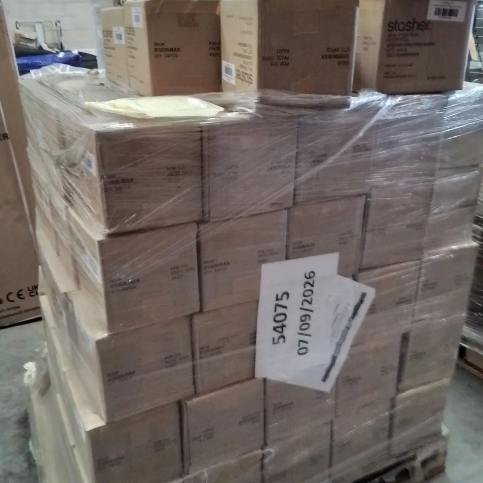 PALLET CONTAINING APPROXIMATELY 1400 SANDWICH BAGS