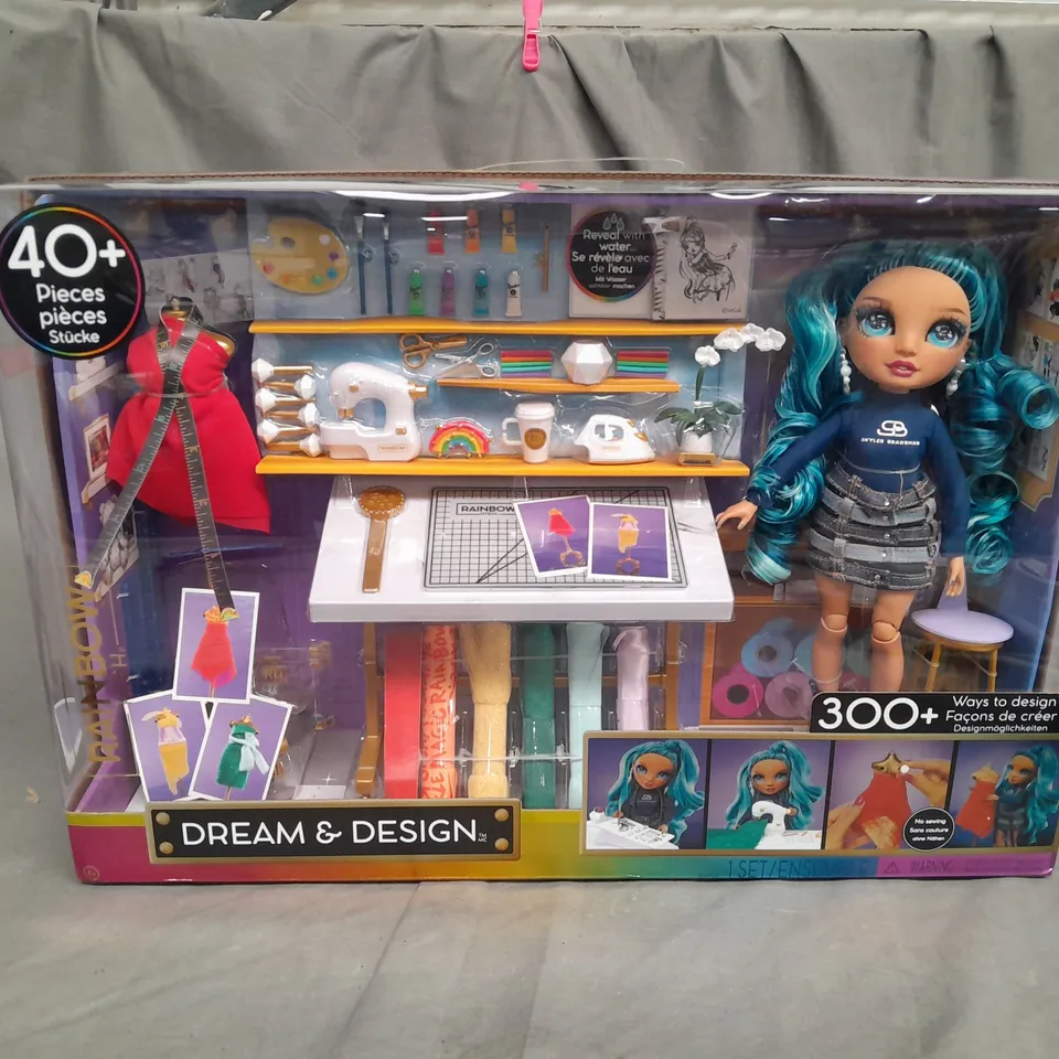 BOXED RAINBOW HIGH DREAM & DESIGN SET