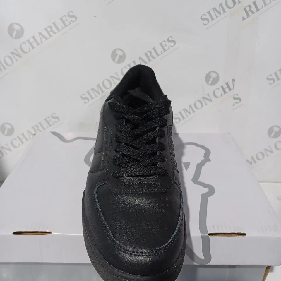 KAPPA SONTO N14 TRAINERS IN BLACK - UK 11