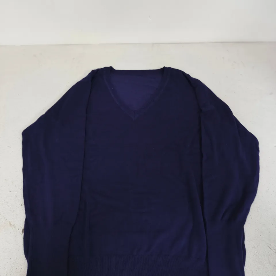 VIVANCE NAVY V-NECK KNIT JUMPER – SIZE 18/20EU 44/46 (VERIFY MODEL)