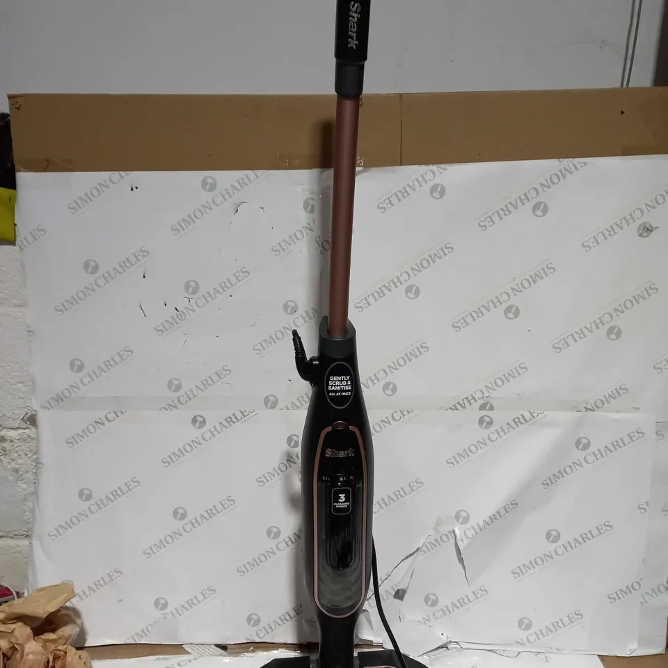 SHARK STEAM SCRUBBER S7201 - COLLECTION ONLY