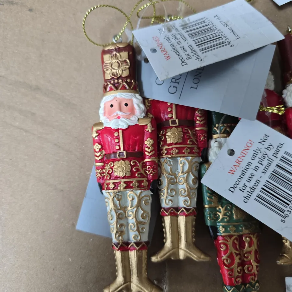 3 BOXES OF ASSORTED GISELA GRAHAM SMALL DECORATIONS 