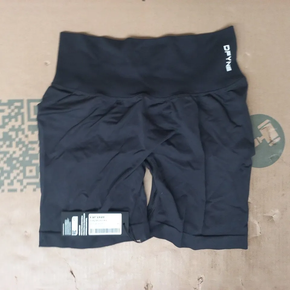 DFYNE DEFY 4.5" SHORTS IN MIDNIGHT BLACK SIZE MEDIUM