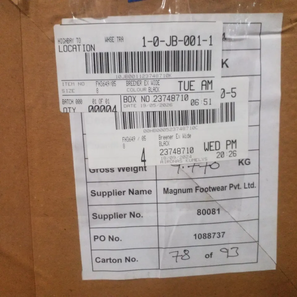 BOX CONTAINING APPROXIMATELY 4 PAIRS OF BRAND NEW SIMPLY BE BLACK BREENER EX WIDE BOOTS - SIZE 8