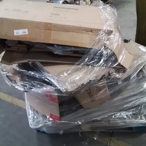 PALLET CONTAINING VARIOUS ASSORTED BOXED CUSTOMER RETURNS AND HOUSEHOLD ITEMS 