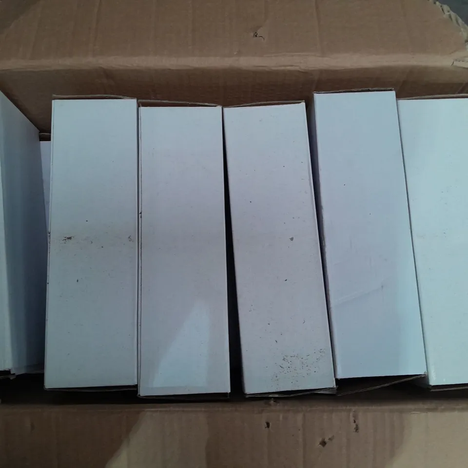BOX OF APPROXIMATELY 20 CLEAR PLASTIC JEWELRY RACK