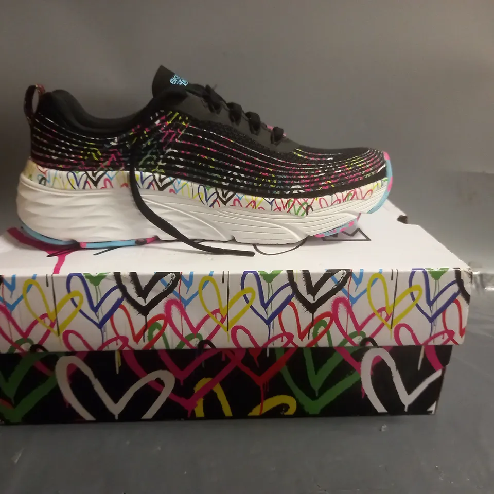 SKECHERS GOLDCROWN TRAINERS BLACK MULTI SIZE 3