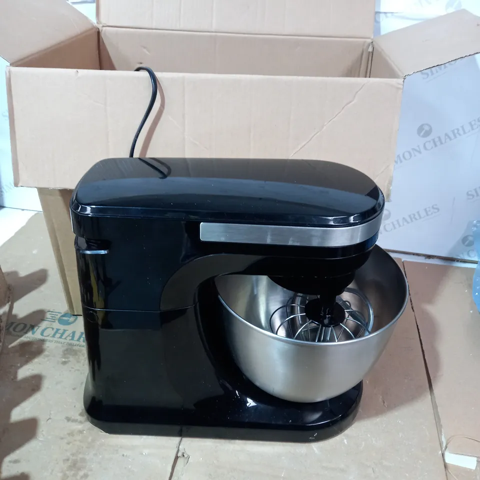 AMAZONBASICS STAND MIXER