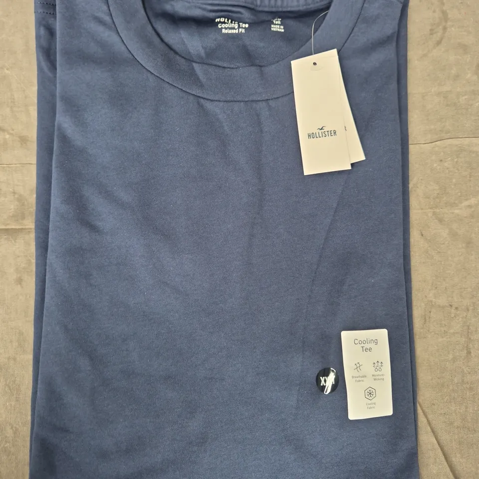 HOLLISTER RELAXED FIT COOLING T-SHIRT IN BLUE SIZE XXL