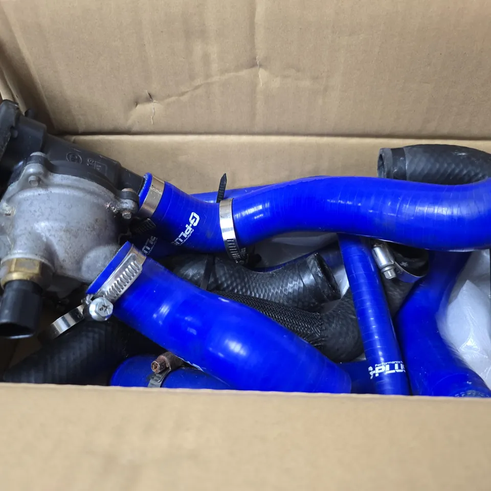 BOX OF ASSORTED G PLUS RADIATOR PARTS 