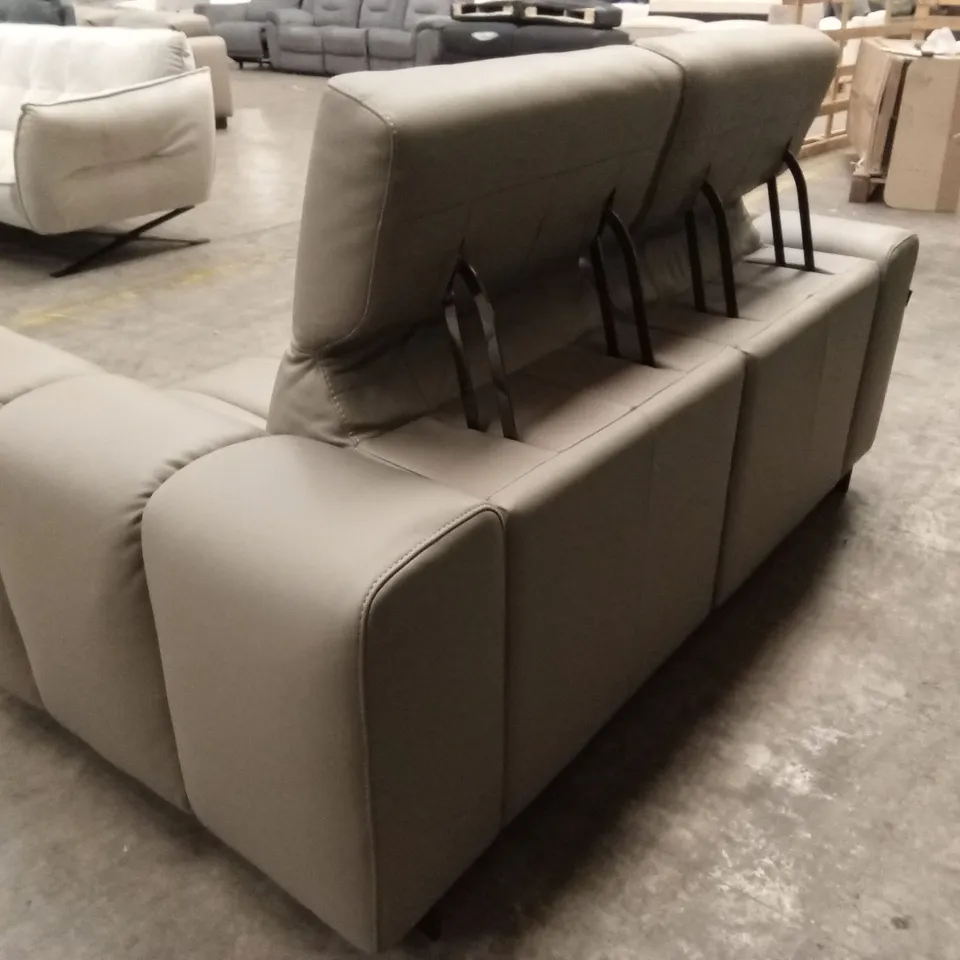 QUALITY DESIGNER ITALIAN MADE CREMA 2 SEATER LEATHER LOVESEAT SOFA